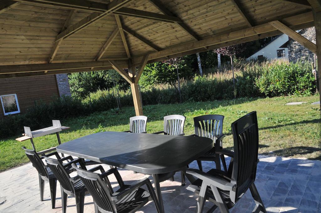Gite Stone Lodge Bourcy Exterior photo